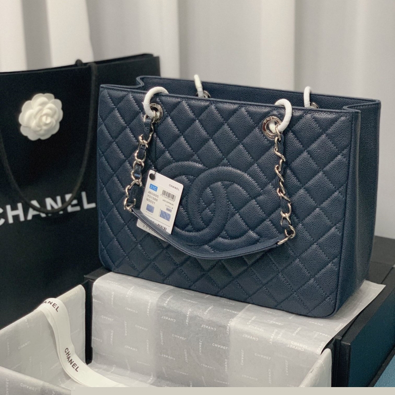 Ch*el shopping bags